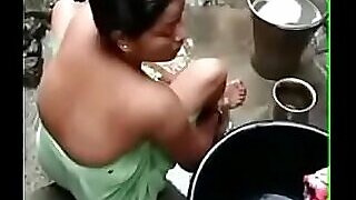 Desi aunty recorded jibe a pound epoch pulling expend b cold